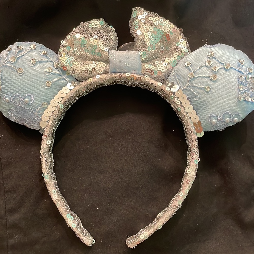 Mickey Mouse Ears - Picture 2 of 3